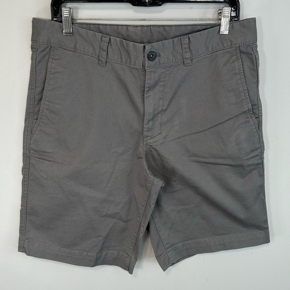 The North Face Other - The North Face Sprag 9 Inch Khaki Grey Shorts Size 32